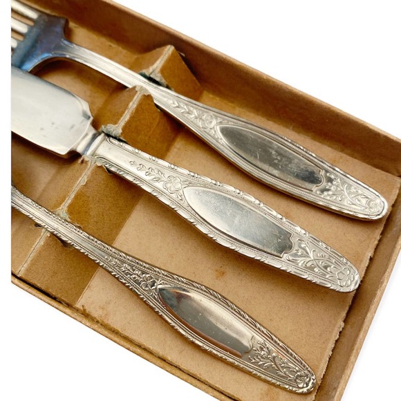 Child’s Cutlery Set - Picture 5 of 14